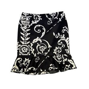 White House Black Market Pencil Skirt Size 2 Black White Floral Print